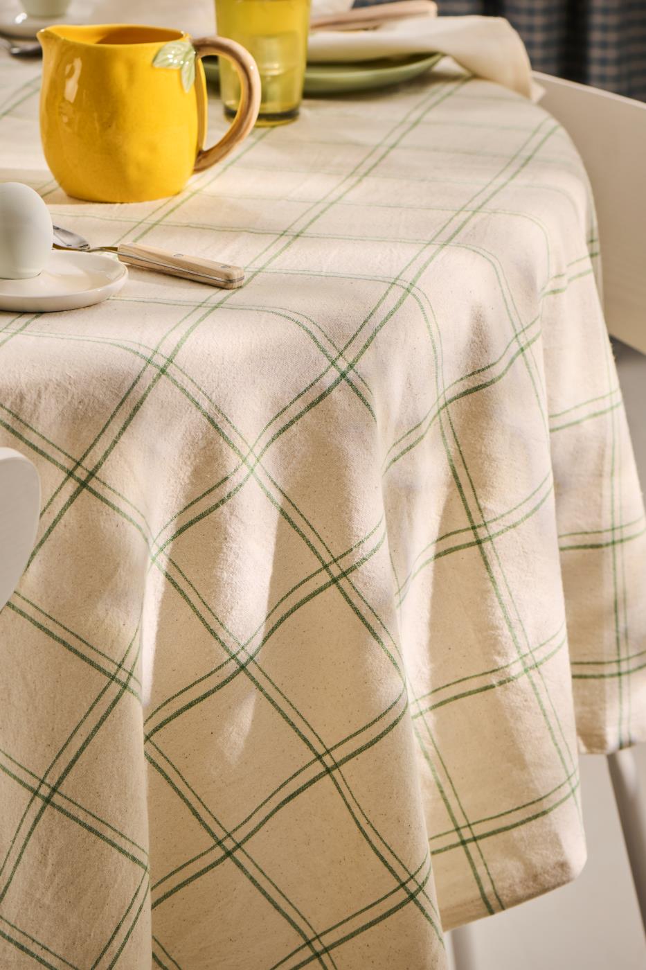Nappe à grands carreaux amande – 150x150 cm | 100% coton